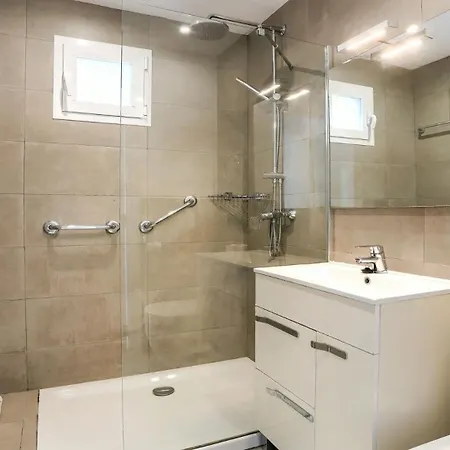 Cordonyer Apartment